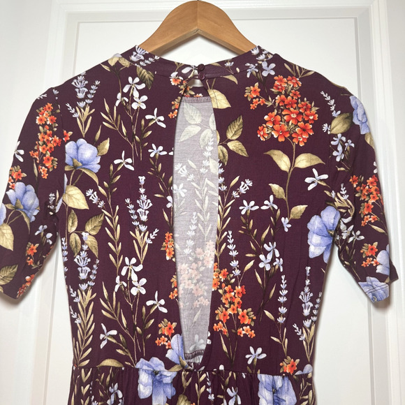 NEW Forever 21 Plum Knit Floral Open Back Dress Womens Size Medium M NWT - Picture 4 of 8
